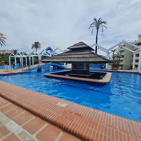Precioso Apartamento Con Piscinas Y Vistas Al Mar. بينالماذينا المظهر الخارجي الصورة