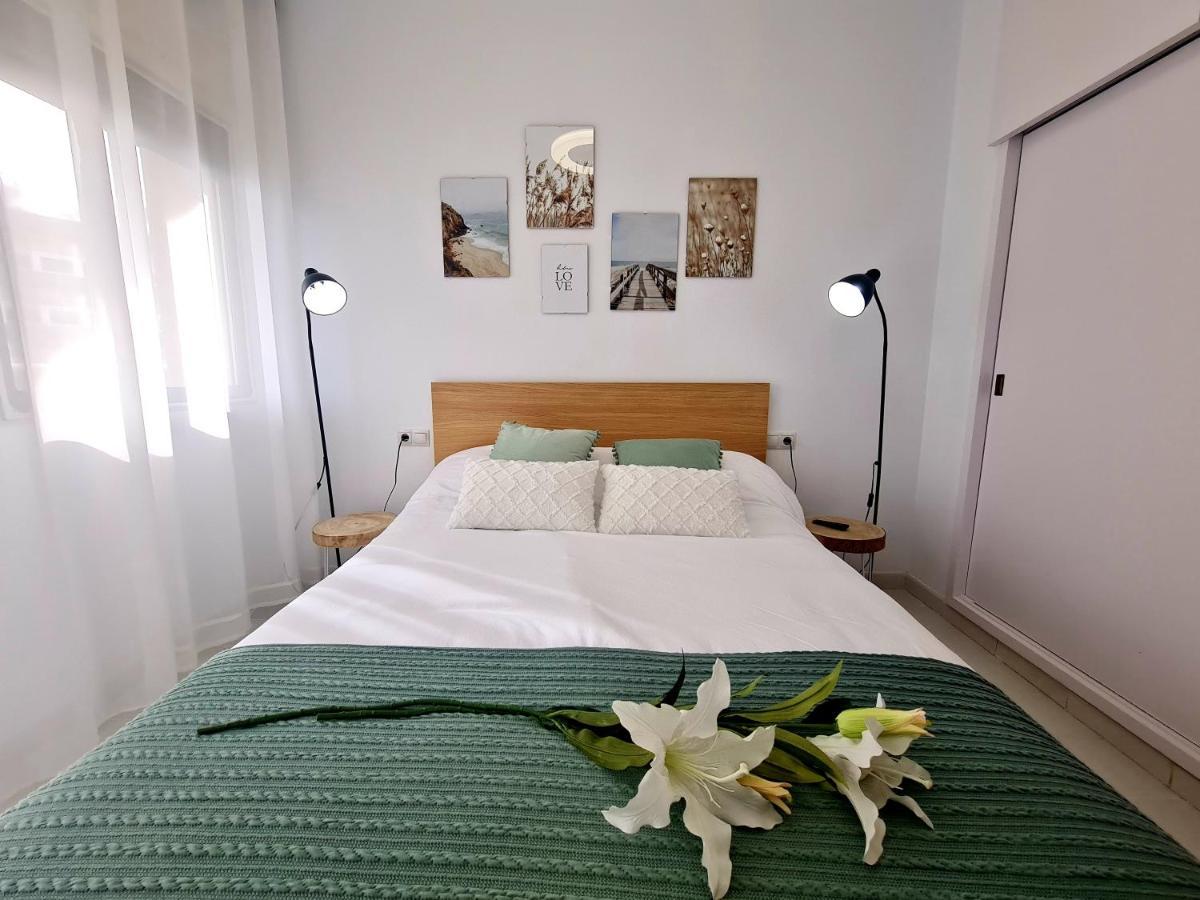 Precioso Apartamento Con Piscinas Y Vistas Al Mar. بينالماذينا المظهر الخارجي الصورة