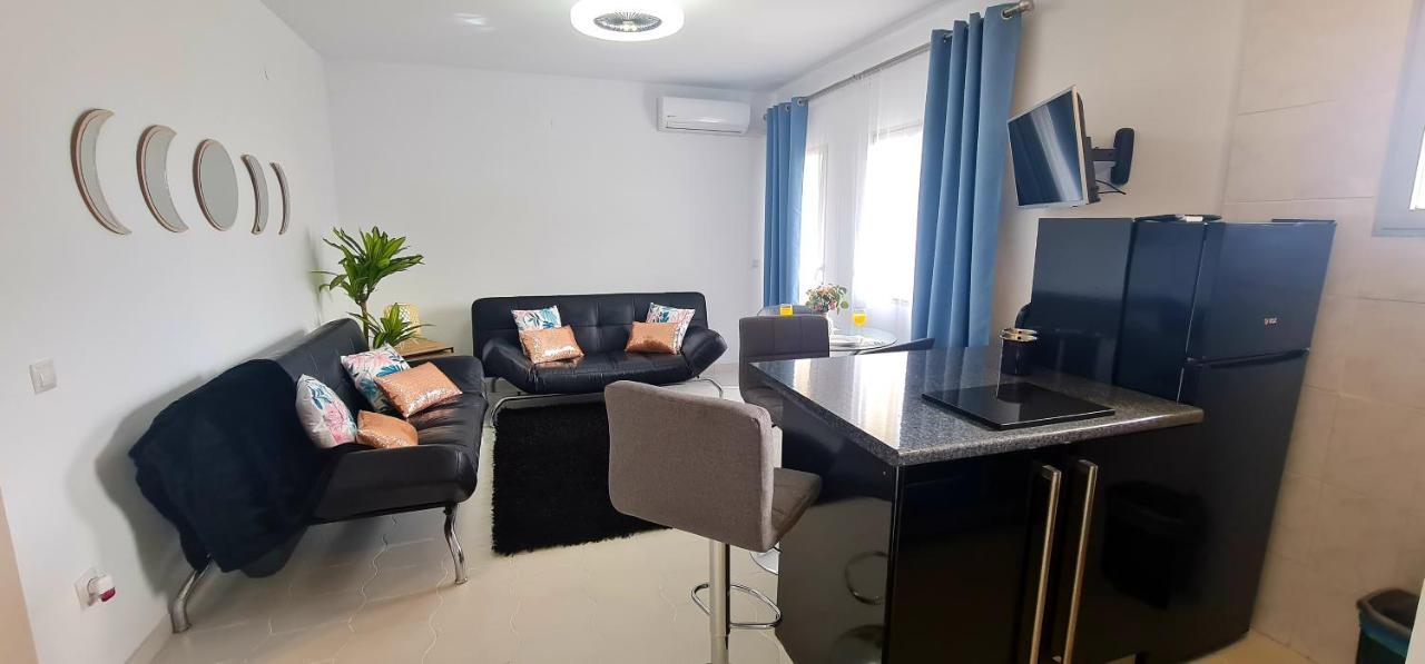 Precioso Apartamento Con Piscinas Y Vistas Al Mar. بينالماذينا المظهر الخارجي الصورة