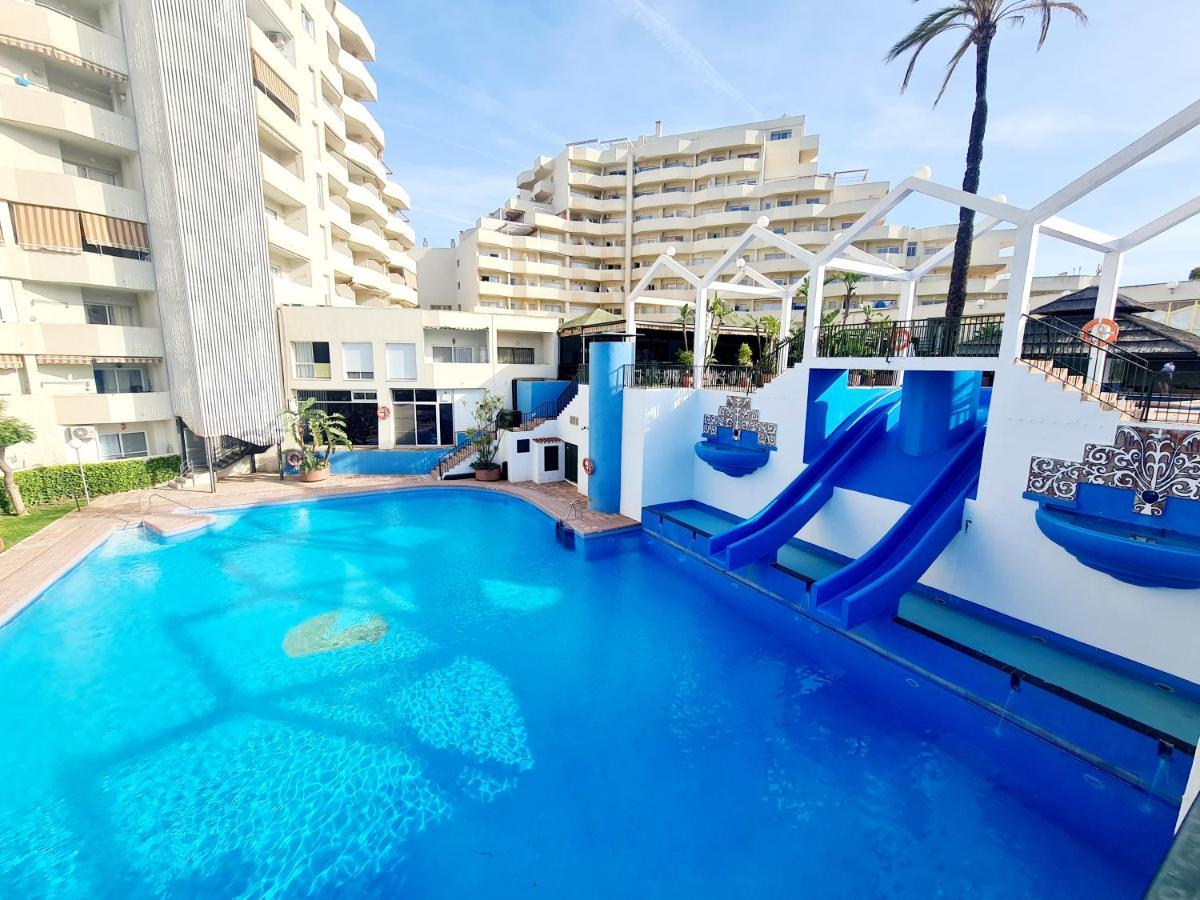 Precioso Apartamento Con Piscinas Y Vistas Al Mar. بينالماذينا المظهر الخارجي الصورة