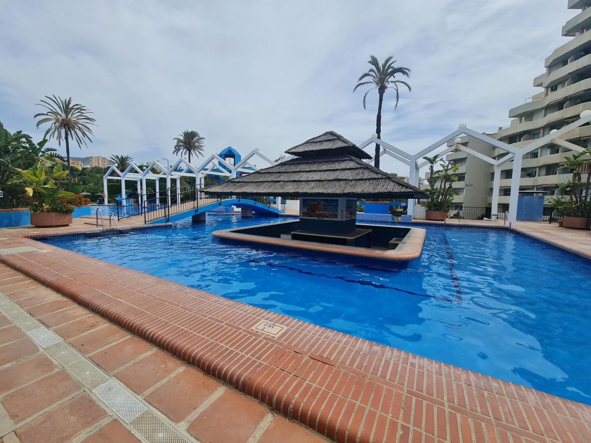 Precioso Apartamento Con Piscinas Y Vistas Al Mar. بينالماذينا المظهر الخارجي الصورة
