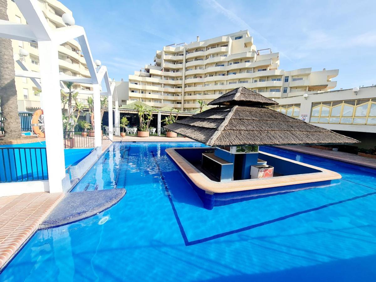 Precioso Apartamento Con Piscinas Y Vistas Al Mar. بينالماذينا المظهر الخارجي الصورة